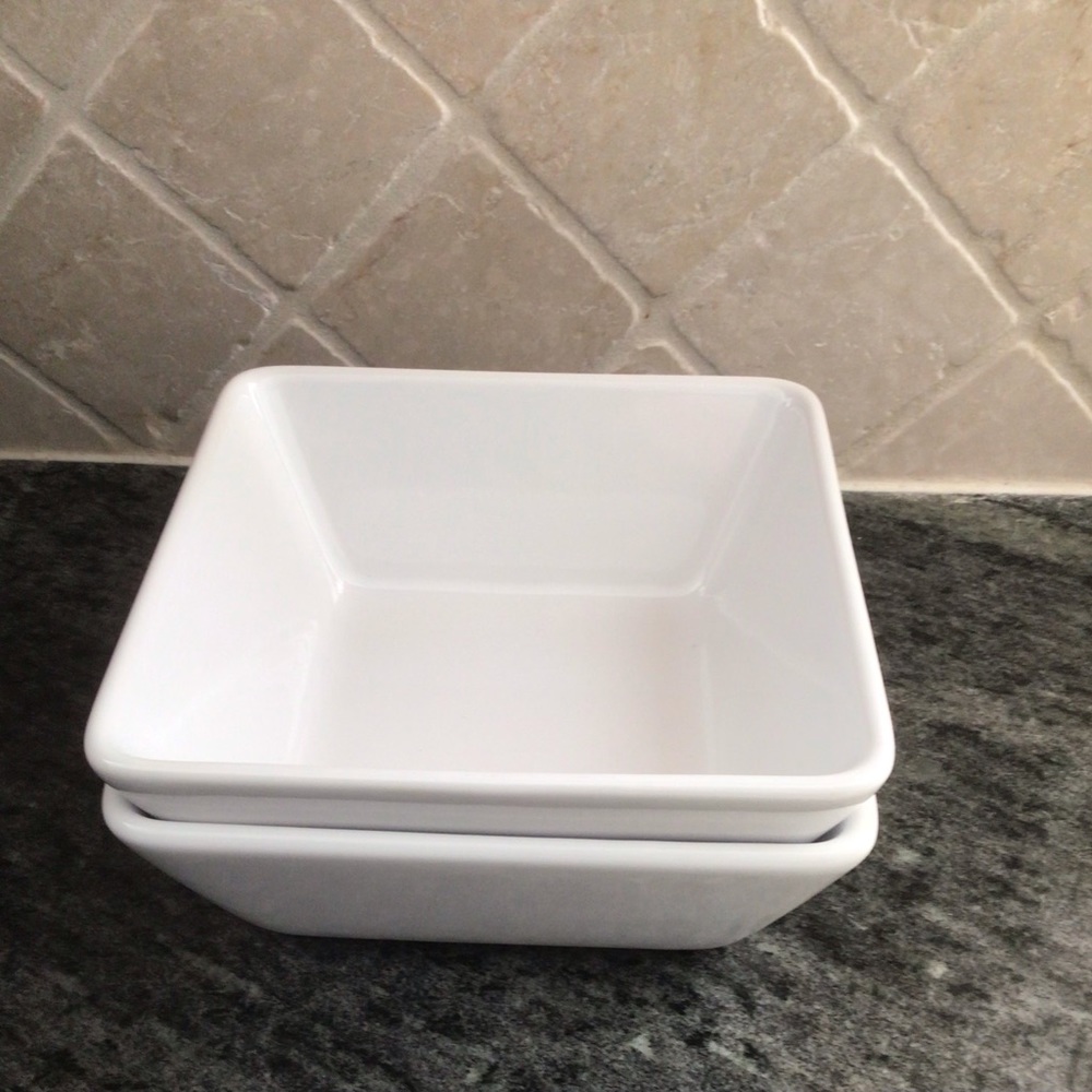Set of 2 Pampered Chef serving dishes